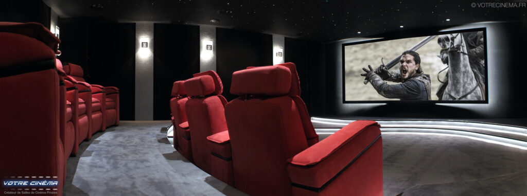 Salle de cinéma privée fauteuils Travelling Oray