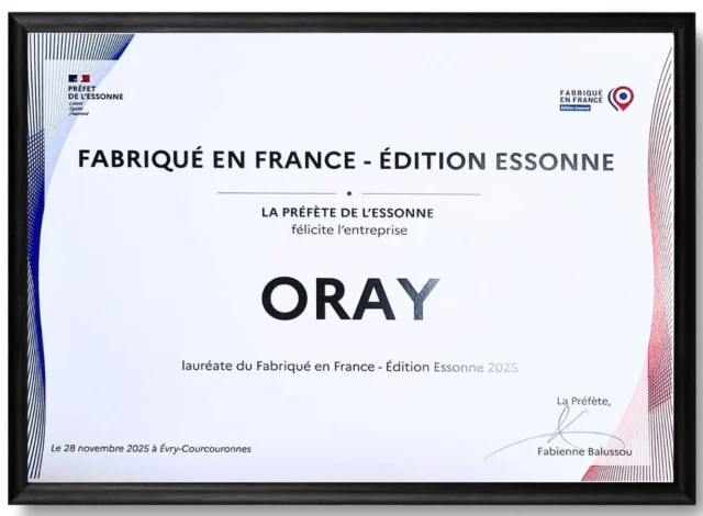 🏆 Fiers d’être lauréat du Fabriqué en France – édition Essonne 2025 !

Lors de la "Nuit de l’Orientation", Anne-Sophie Elain, secrétaire générale adjointe de la Préfecture de l’Essonne, est venue rencontrer les 15 entreprises mises à l’honneur pour leur savoir-faire. 

🤝 Un moment fort pour valoriser les entreprises essonniennes engagées dans : 🏭 l’industrie | 💻 le numérique | 🌱 la transition écologique | 🛠️ l’artisanat | 🔬 la recherche

🎓 Parce que l’avenir se construit aujourd’hui, ces échanges avec les étudiants sont essentiels.

 👉 Les accompagner dans leur orientation et leur faire découvrir les métiers de l’entreprise fait pleinement partie de nos engagements.

✨ Merci aux organisateurs pour ce temps fort dédié aux talents et à l’innovation locale.