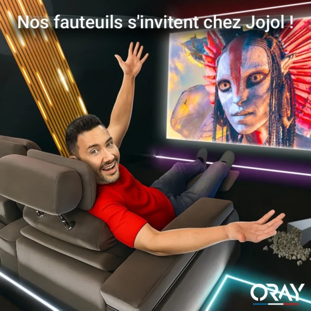 Tout a commencé par une idée simple : créer une salle où l’on oublie totalement que l’on est chez soi.

Avec MyCiné - Home Cinema Creator , le projet de cinéma privé de @mrjojol67  s’est construit autour d’une seule obsession : l’immersion totale.

Un agencement pensé comme une véritable salle de projection, un plafond étoilé qui s’allume doucement avant la séance, des arches lumineuses qui guident le regard vers l’écran… chaque détail participe au spectacle.

Et puis vient le moment de s’installer.

Les fauteuils ZOOM by ORAY prennent place dans la salle pour compléter l’expérience : confort motorisé premium, finitions velours élégantes et fonctionnalités pensées pour vivre le cinéma intensément.
Fabriqués en France, ils ont été imaginés pour une chose : transformer chaque séance en véritable moment de cinéma.

Fiers d’avoir accompagné ce projet d’exception aux côtés de MyCine.

🎥 Découvrez la salle complète ici :
https://www.youtube.com/watch?v=gqgNbK-jraE

#ORAY #ZOOM #HomeCinema #MadeInFrance #MyCine #CinemaPrive #Hometheater #DesignInterieur #Jojol